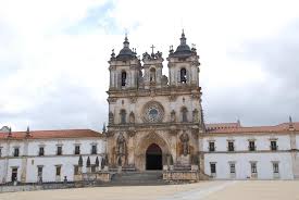 Klasztor w Alcobaça - front kościoła